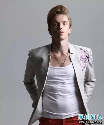 UG8QYGvVVjYHQ7i8.jpg